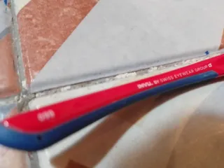 Gafas infantiles rojas