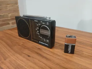 Radio transistor Portátil International