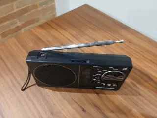 Radio transistor Portátil International