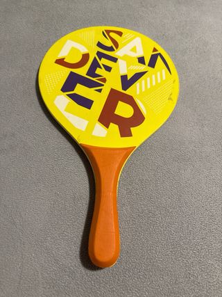 Palas de playa amarillas x 2 unds.