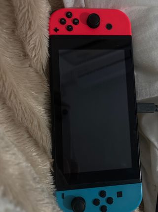 Nintendo Switch Azul y Rojo