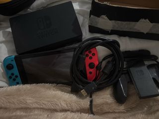 Nintendo Switch Azul y Rojo