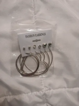 Set Pendientes Aro y Corazón