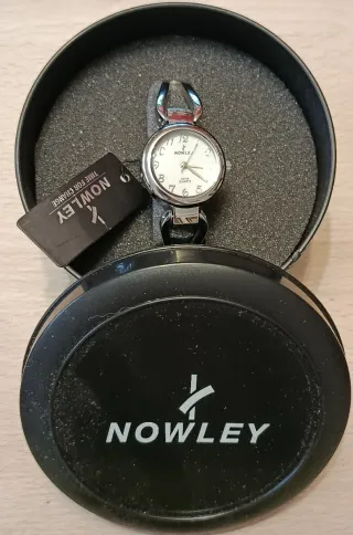 Reloj Nowley nuevo con etiqueta