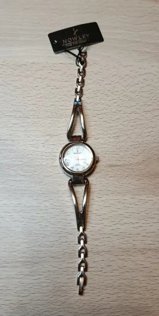 Reloj Nowley nuevo con etiqueta