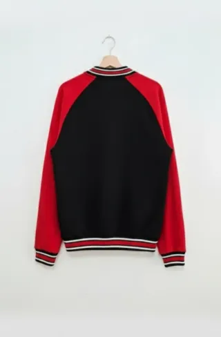 Chaqueta talla L como nueva de los bulls