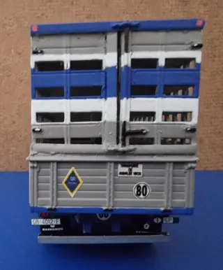 Maqueta Camión Ganadero 1:43