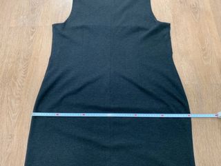 Vestido/pichi gris. Anna Mora. Talla 50