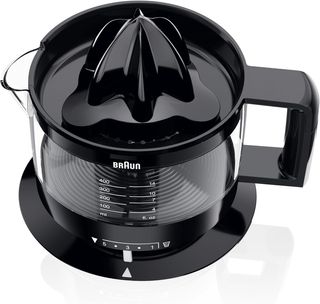 EXPRIMIDOR ELECTRICO BRAUN 20W AJUSTA LA PULPA.