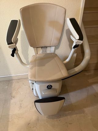 Sedia a rotelle Flow 2 di Thyssen krupp