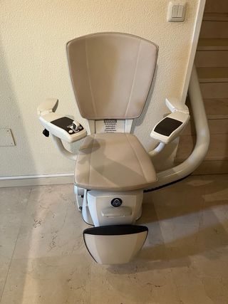 Sedia a rotelle Flow 2 di Thyssen krupp