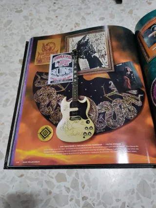 Treasures of the Hard Rock Cafe The Official Gu...