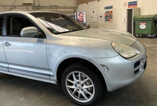 Porsche Cayenne 2004