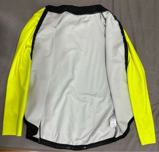 Chaqueta Ekoi Negra y Fluor