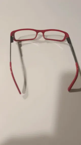 Montura de gafas roja