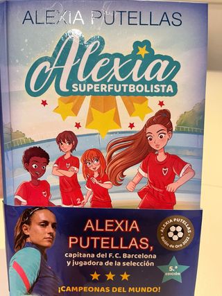 Alexia y las promesas del fútbol / Alexia and t...