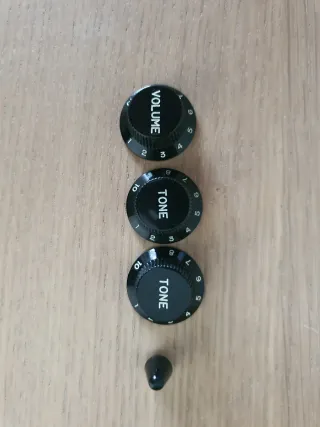 Manopole e pomello chitarra elettrica