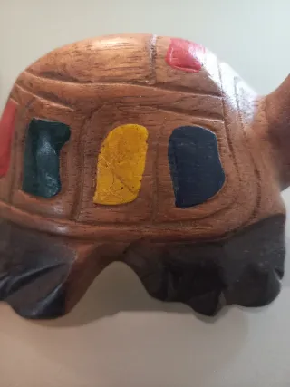 Tartaruga Kenyota legno scolpito dipinto