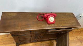 Mueble Recibidor de Madera Maciza antiguo..