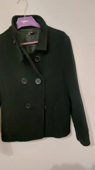 Abrigo corto paño botones