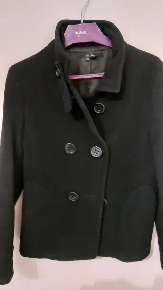 Abrigo corto paño botones