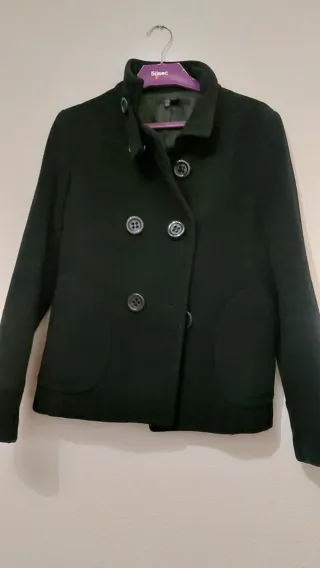 Abrigo corto paño botones