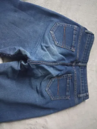 Pantalones vaqueros ajustados