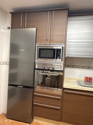 Cocina completa con electrodomésticos