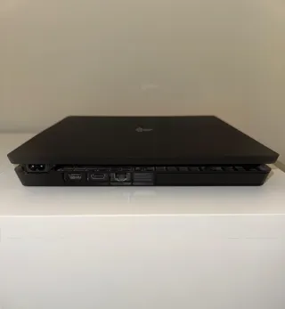 PS4 (PlayStation 4) + 2 Mandos + 5 Juegos