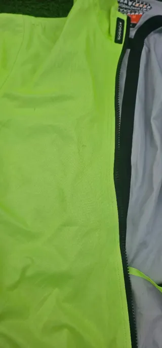 Chaqueta impermeable Assos