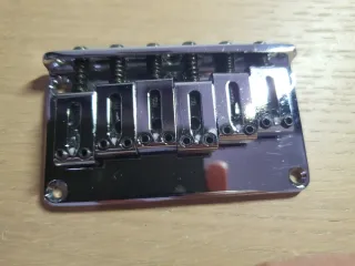 Ponte fisso chitarra elettrica Fender