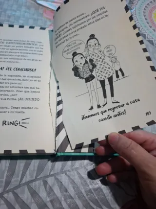 Superlío de gemelas (El mundo de Clodett 1)