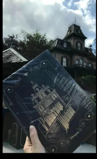 Libro Phantom manor