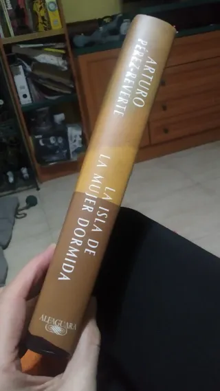 La isla de la mujer dormida