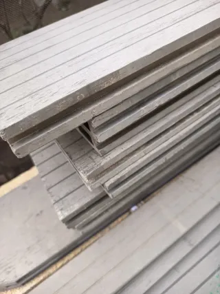 Lama composite terraza WPC gris