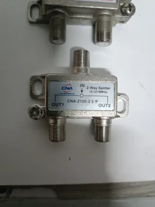 2 Divisores de Antena Qamtex VQ1002