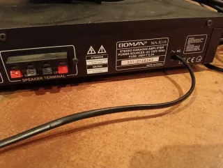 Equipo amplificador de Karaoke con 2 Micrófonos