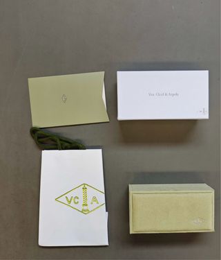 Pulseira Van Cleef & Arpels Dourada e Verde