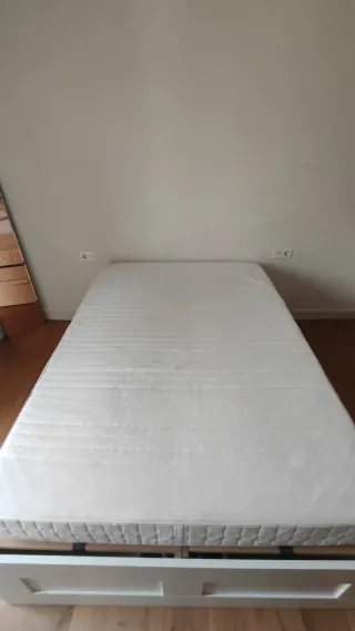 Cama Brimnes Ikea con Colchón y Somier