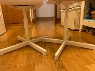 2 escritorios blancos 73x50cm + sillas