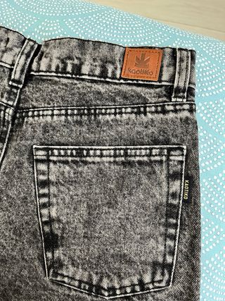Shorts vaqueros vintage Kaotiko – estilo años 90 –