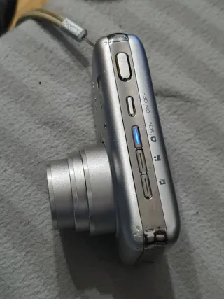 Cámara Kodak V1003 Plata