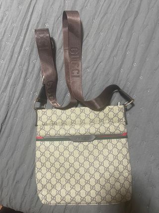 Bolsa Gucci Monograma Marrom
