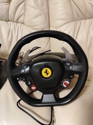 Volante Thrustmaster T80 Ferrari 488 GTB