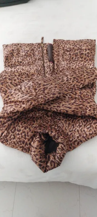 Anorak estampado leopardo