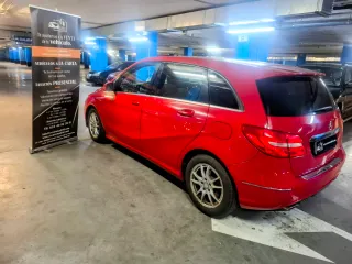 MERCEDES BENZ CLASE B 180 BLUE 122cv