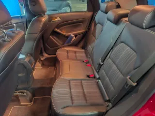 MERCEDES BENZ CLASE B 180 BLUE 122cv