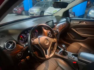 MERCEDES BENZ CLASE B 180 BLUE 122cv