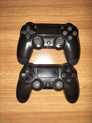 PS4 + 2 Mandos + Juegos