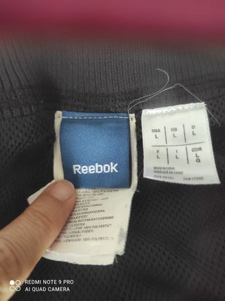Pantalón de chándal Reebok negro talla L.